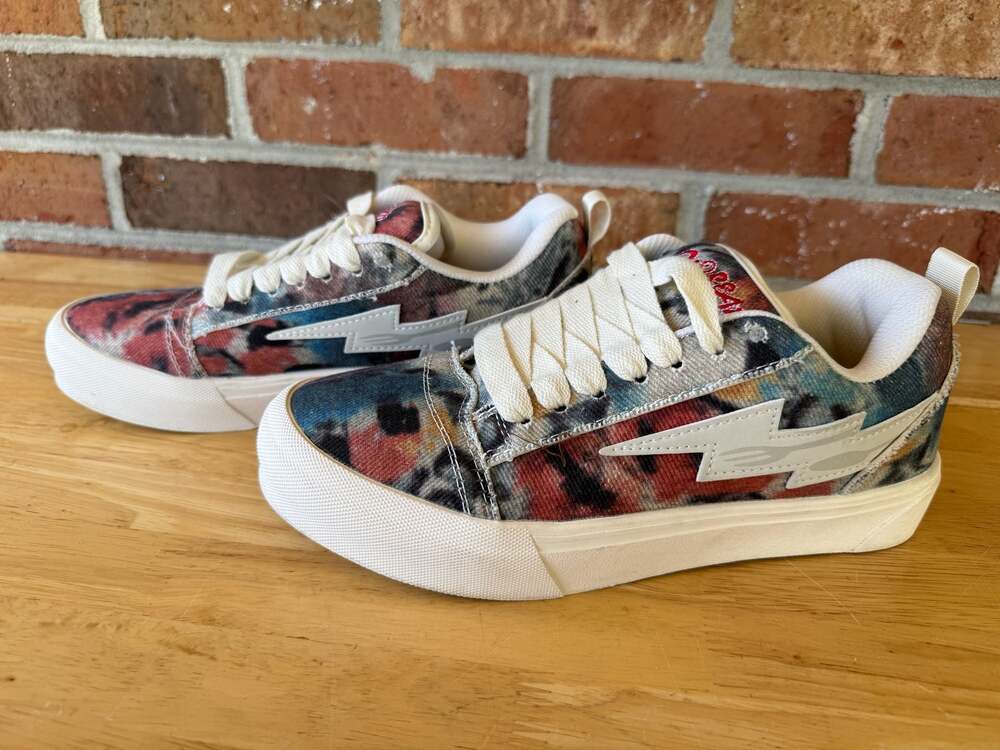 Lightning Storm D6227 Picasso's Revenge Sports Shoes Unisex Size 6
